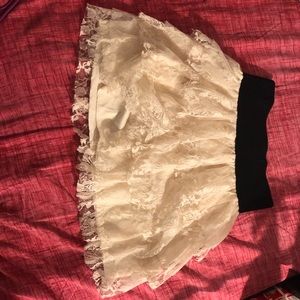 White Fluffy Skirt With Black Border